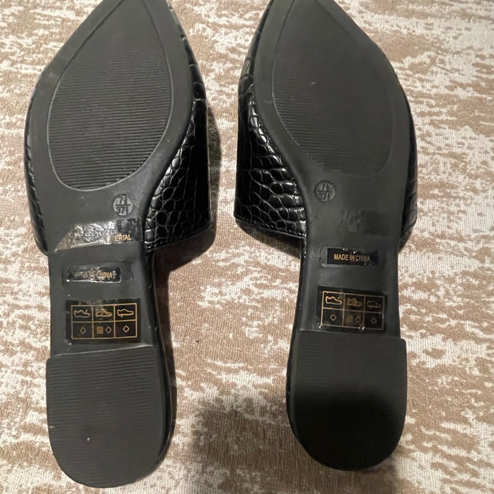 Lulus Mules - Picture 3 of 3